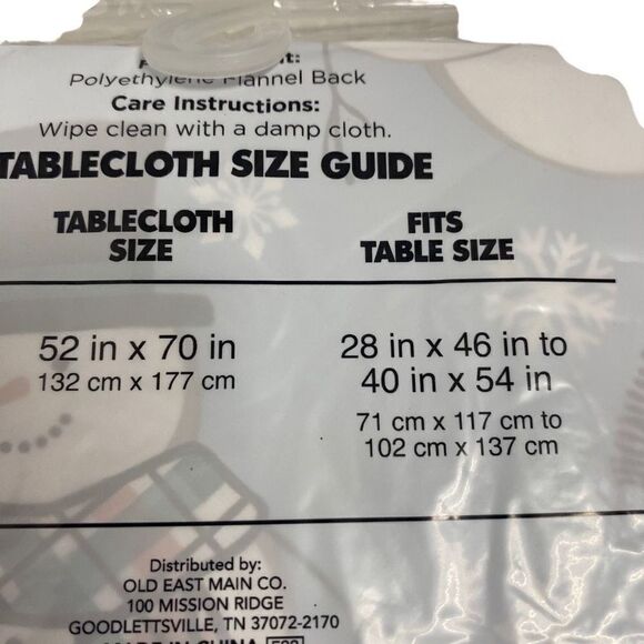 HOLIDAY STYLE Two Christmas ‎ Rectanglar Tablecloth 52X70 New With Tags - Picture 2 of 5